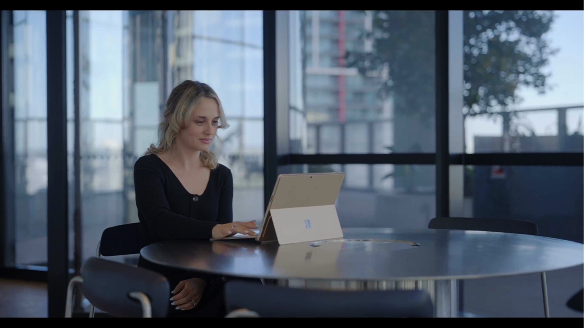 Finished corporate scene filmed in a Brisbane office for Rio Tinto